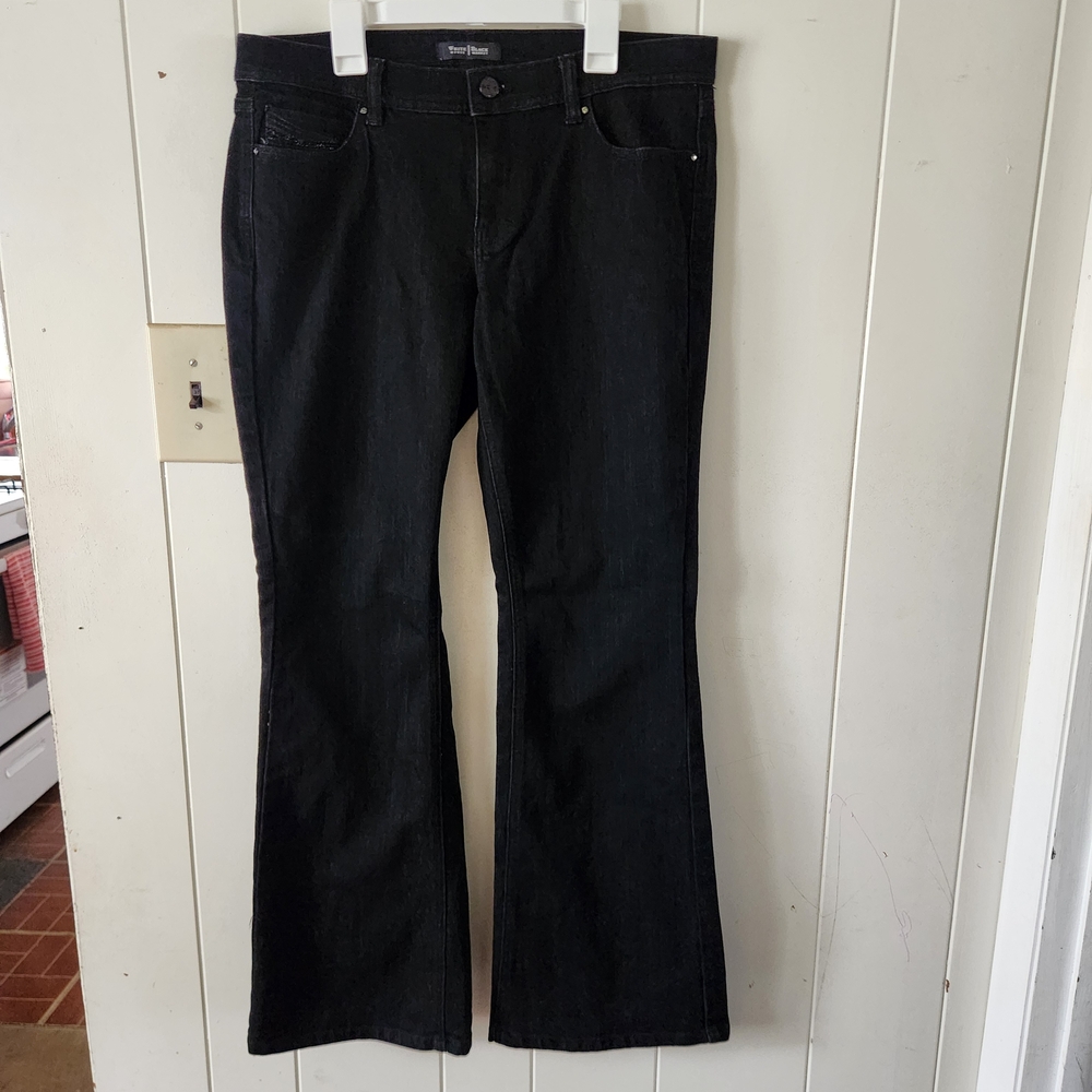White House Black Market Flare Jeans in Black Size 10S